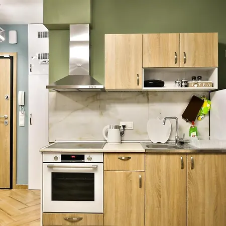 Apollo 4 - Luxury Apartment *