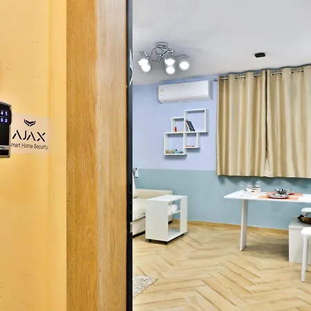Apollo 4 - Luxury Apartment